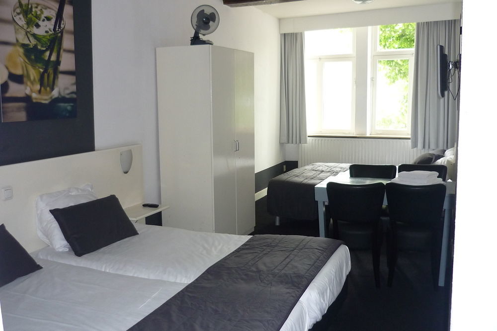Hotel Beez Maastricht Exterior photo